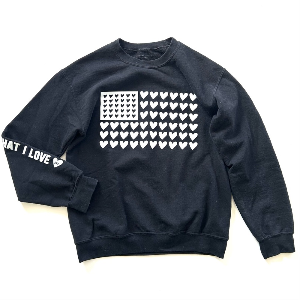American Freedom Co Black & White Hearts Land That I Love Flag Sweatshirt